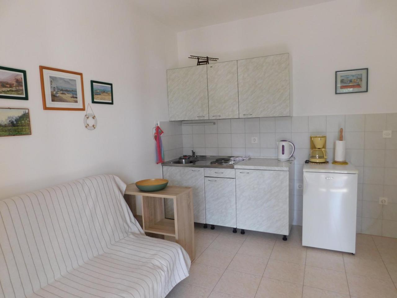 Apartment Neda Z-Velika Okucnica, Besplatni Parking I Opticki Wi-Fi 라빈 외부 사진
